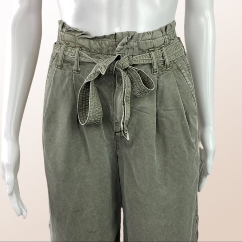 American Eagle Outfitters | High Waist Paper Bag Cropped Pants - Sage Green​ - Picture 3 of 12